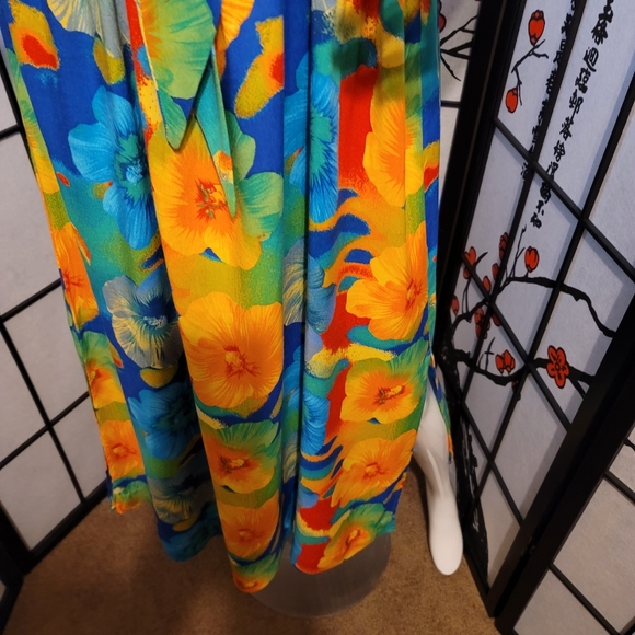 K.C. SPENCER NEW YORK  LADIES MAXI HAWAIIAN FLORAL DRESS/FRONT TIE SIZE 6 - Picture 4 of 16